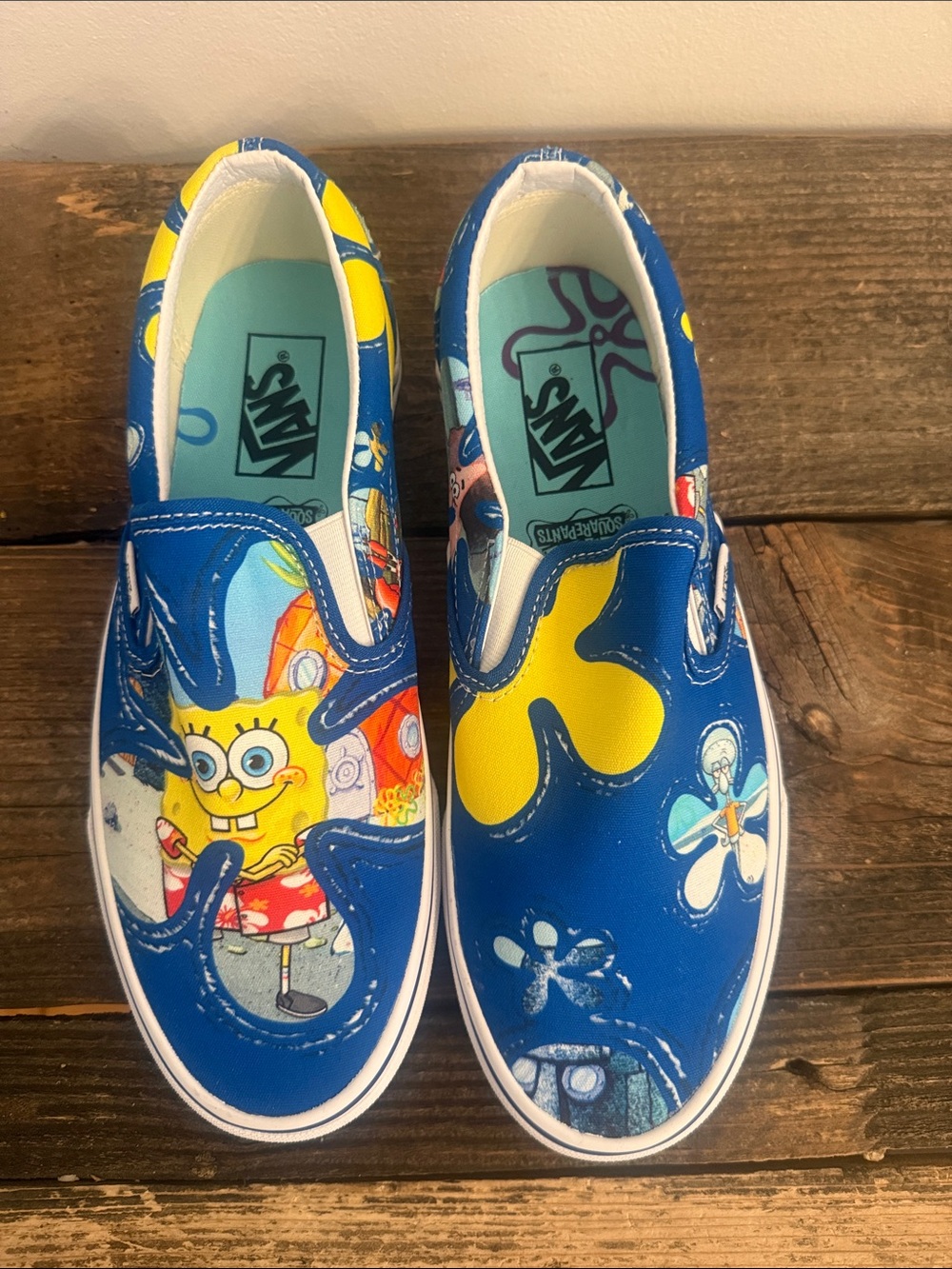 LIMITED EDITION NEVER WORN SPONGEBOB SLIP ON VANS